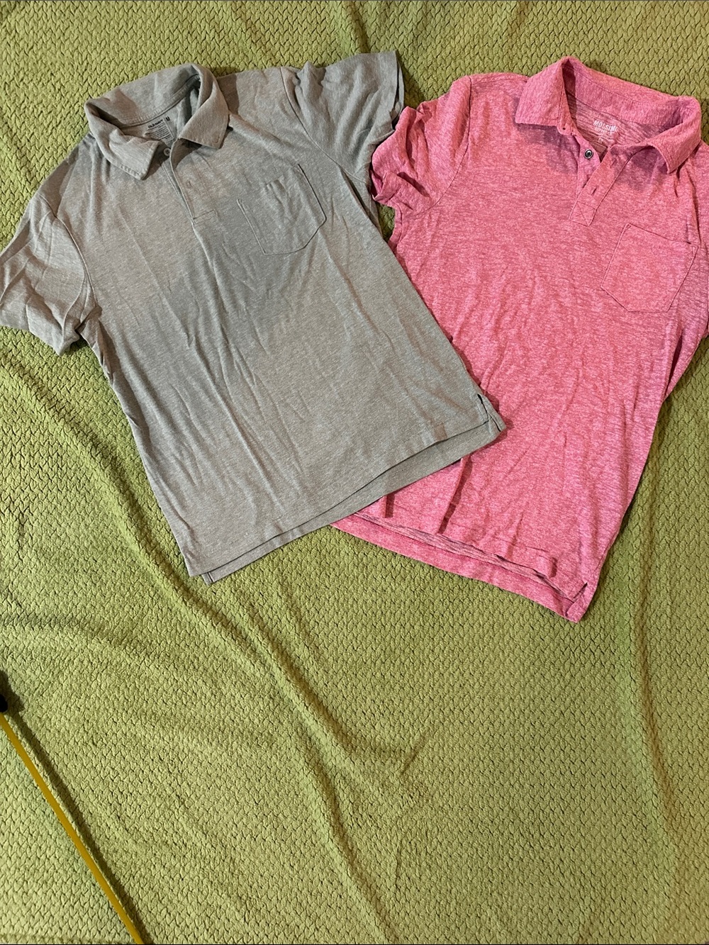 Old Navy Men's Polo Pair in Gray and Pink